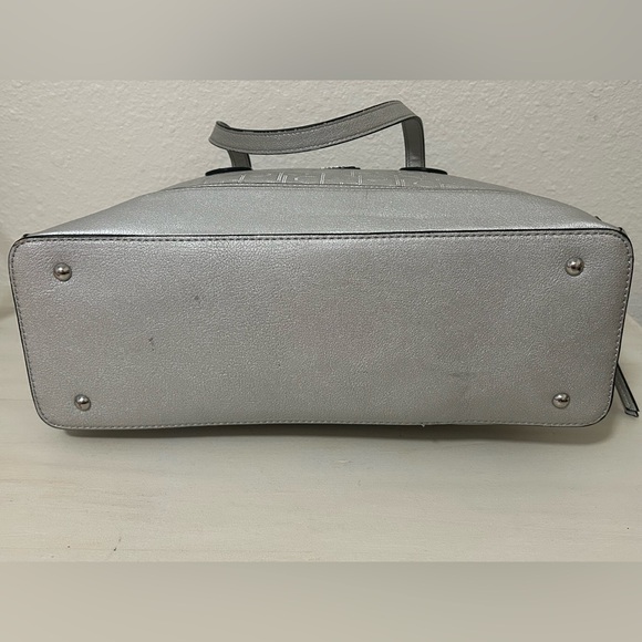 Calvin Klein Bag in Silver - Picture 6 of 13